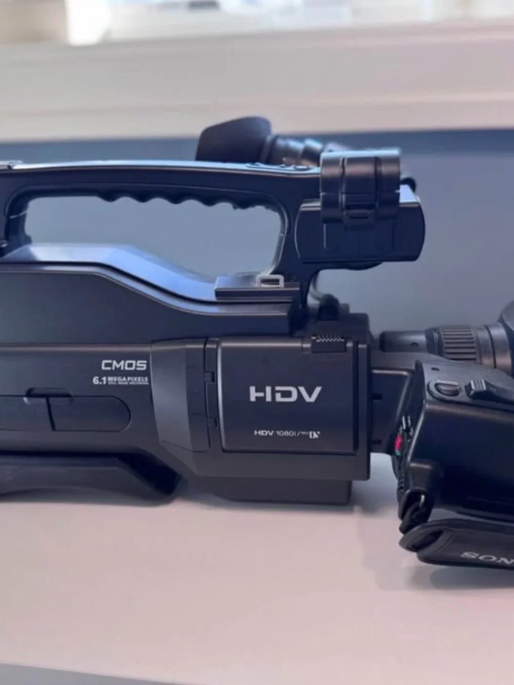Sony HVR-HD1000U Video Camera | Great Condition